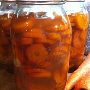 Ginger and Garlic Glazed Sweet Carrot Recipe {For&nbsp;Canning}